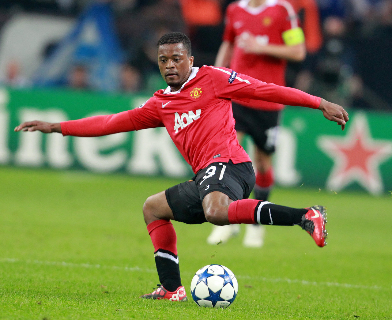 现得游刃有 现得游刃有